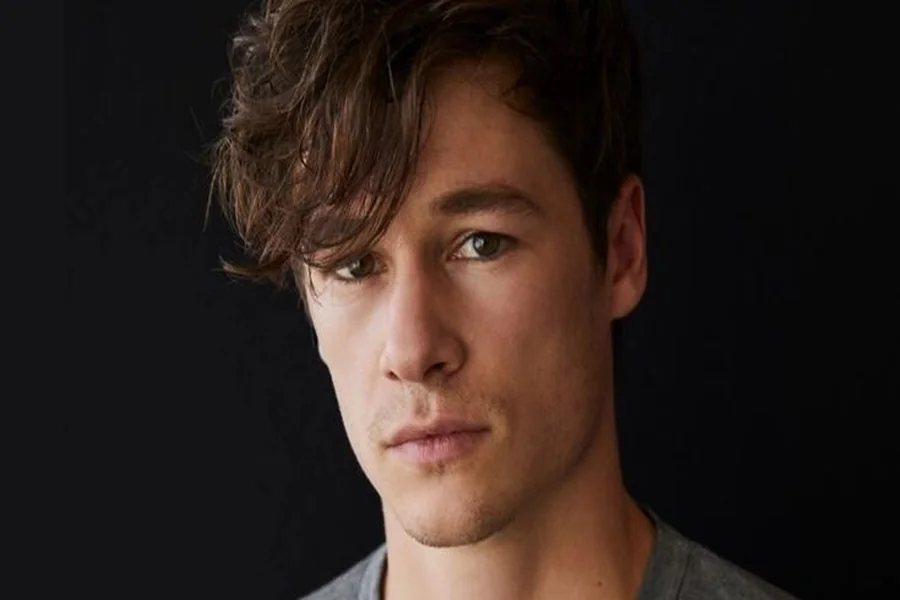 Kyle Allen (Actor) Height